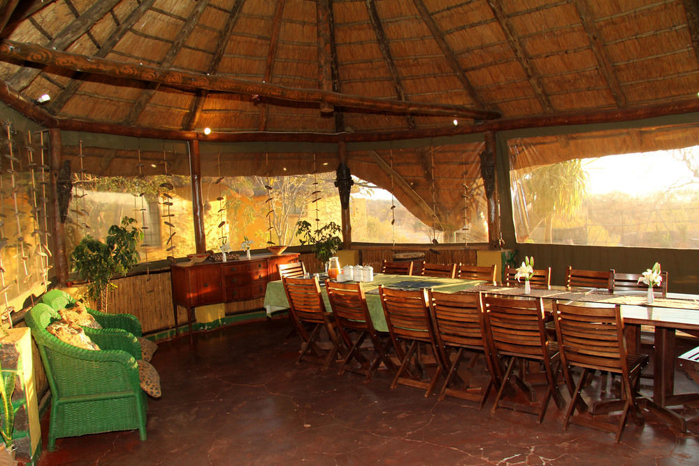 Lesoma Valley Lodge カサネ エクステリア 写真